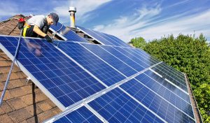 Service d'installation de photovoltaïque et tuiles photovoltaïques à Les Fins